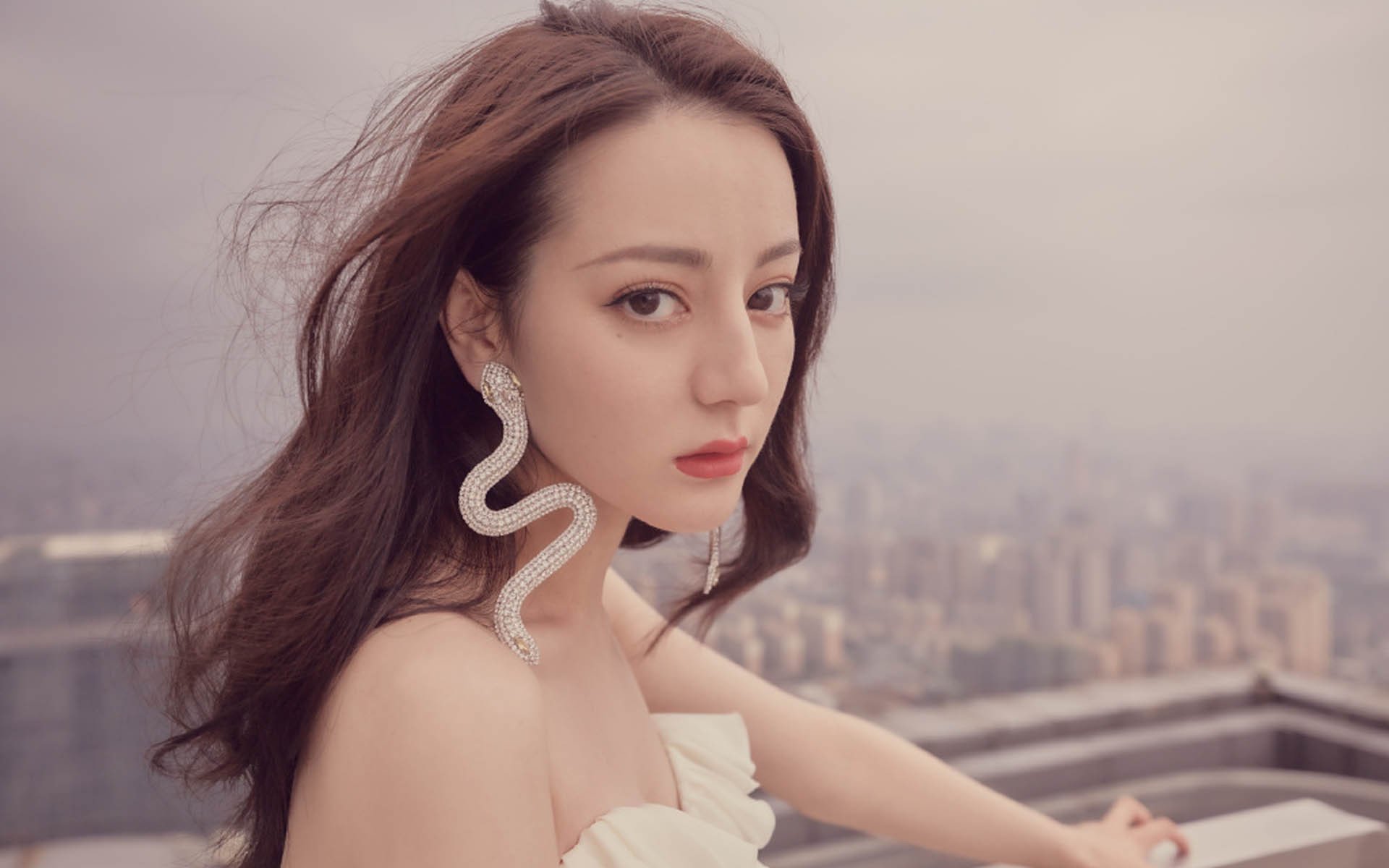 主帅否认更衣室不和传闻,主帅更迭、失去最佳拍档