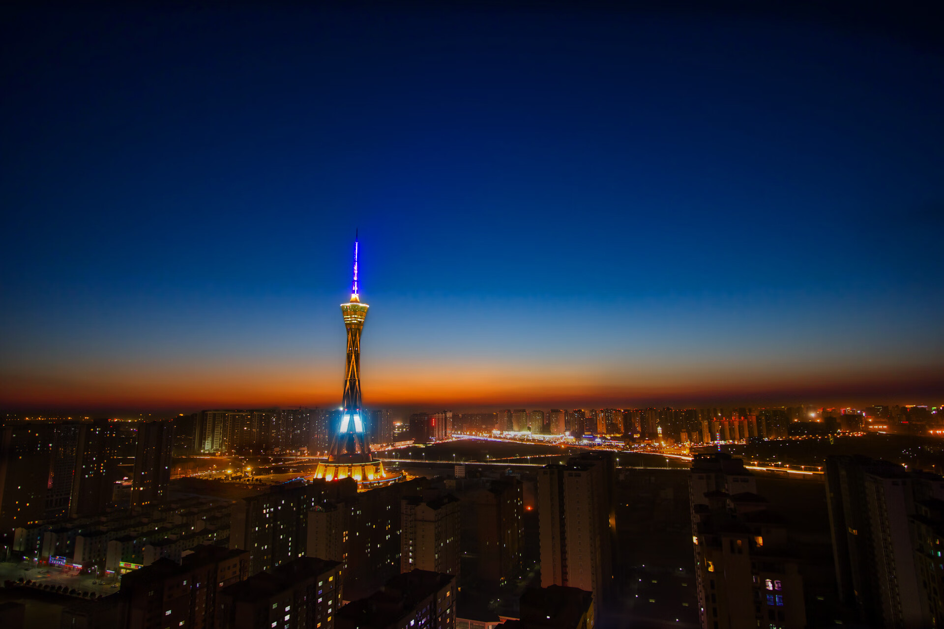 女篮世界杯半决赛，中国淘汰澳大利亚挺进决赛，女蓝半决赛