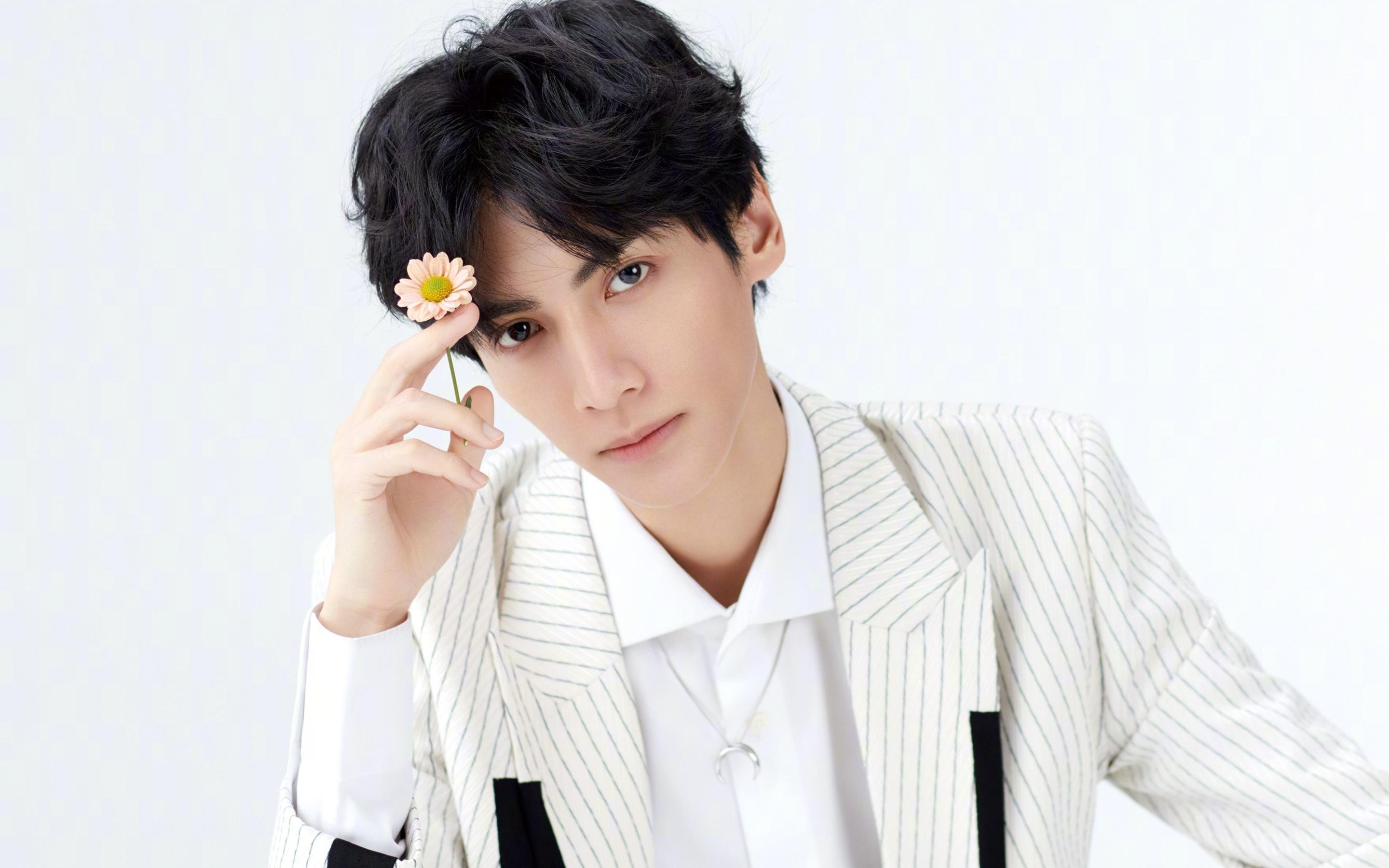 快船锁定季后赛席位,乔治与伦纳德双星闪耀,快船对乔治