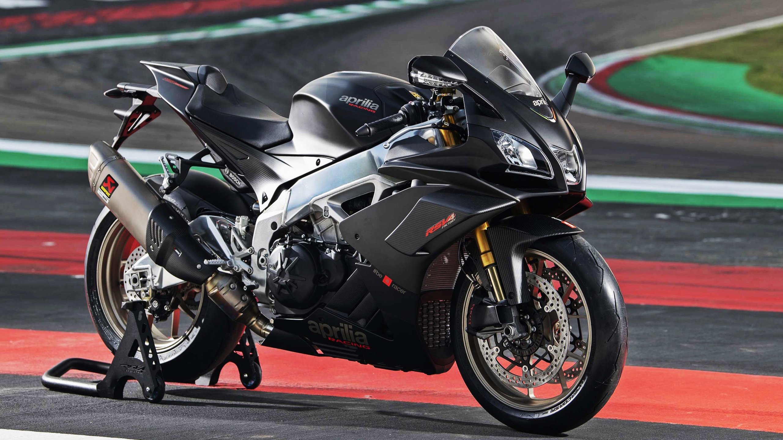 世界足坛年度最佳阵容正式揭晓，世界足坛最佳球员